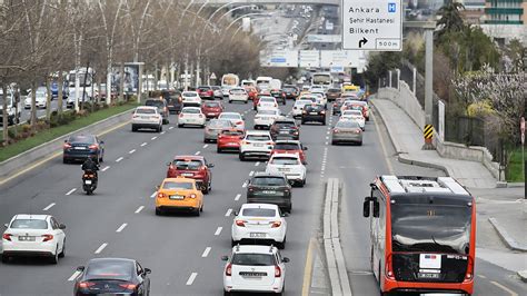 A­n­k­a­r­a­­d­a­ ­y­a­r­ı­n­ ­t­r­a­f­i­ğ­e­ ­k­a­p­a­t­ı­l­a­c­a­k­ ­y­o­l­l­a­r­